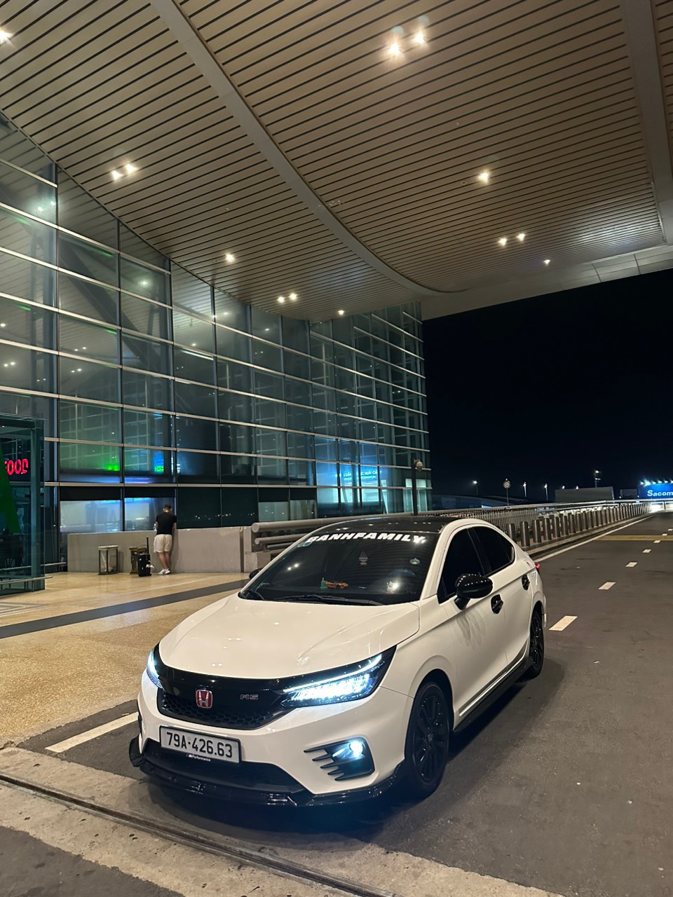 Xe s&acirc;n bay Cam Ranh Nha Trang